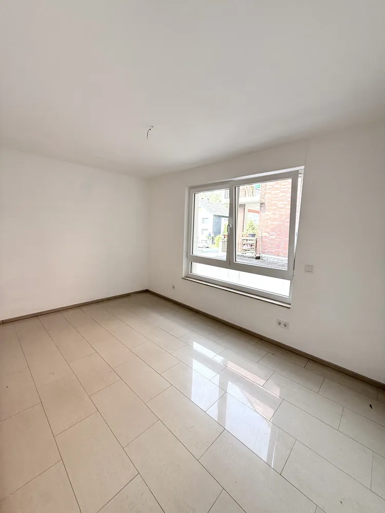 4 Zimmer Wohnung mit 98 m² in Düsseldorf – Bild 7