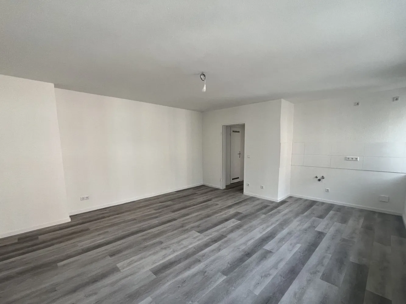 1 Zimmer Wohnung mit 33 m² in Köln – Bild 4