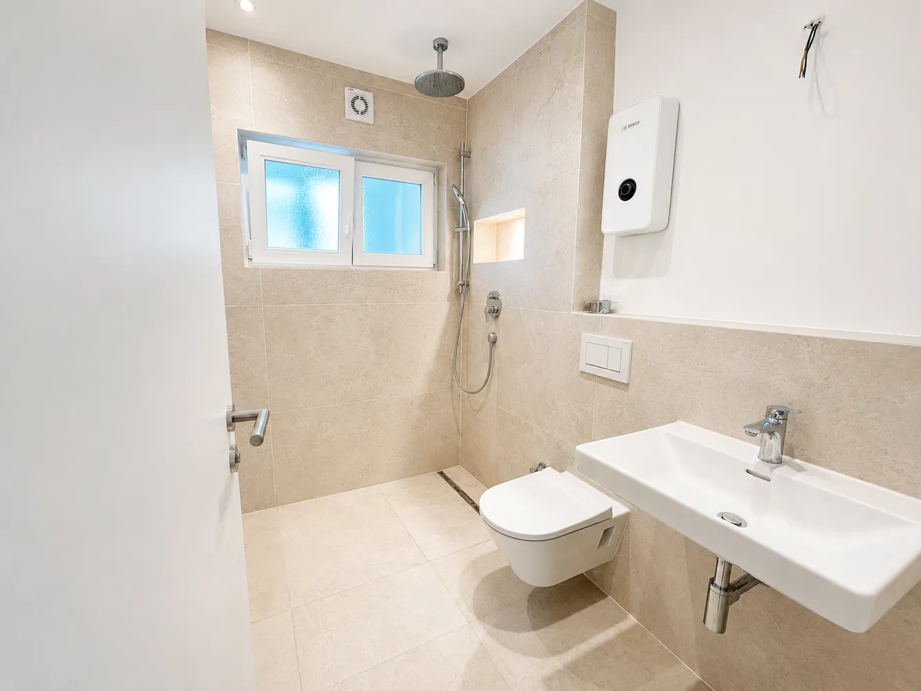 3 Zimmer Wohnung mit 97 m² in Stuttgart – Bild 4