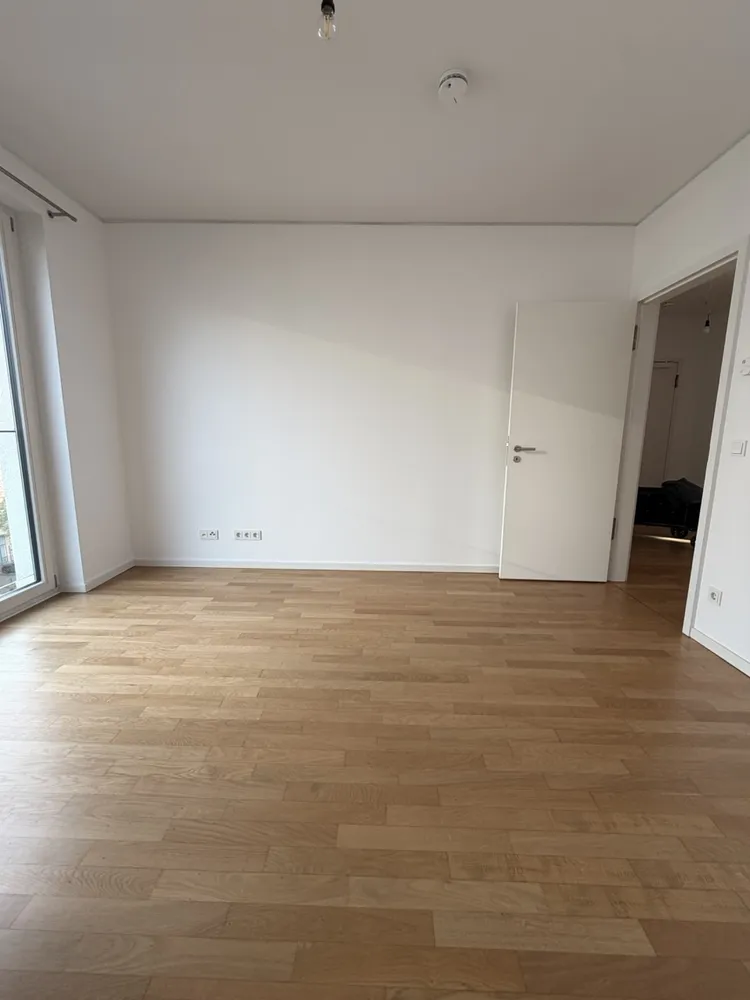 2 Zimmer Wohnung mit 60 m² in Berlin – Bild 4