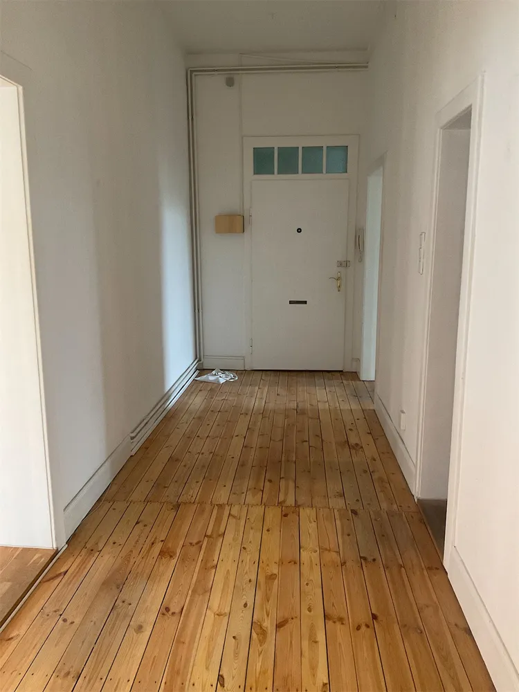 4 Zimmer Wohnung mit 110 m² in Hannover – Bild 2
