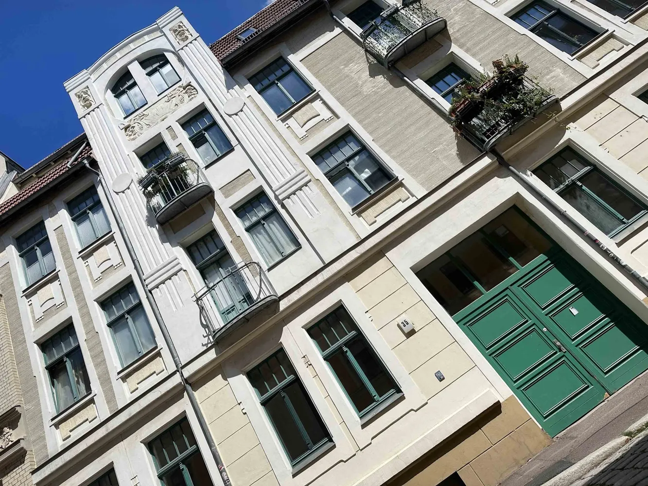 2 Zimmer Wohnung mit 64 m² in Halle (Saale) – Bild 1