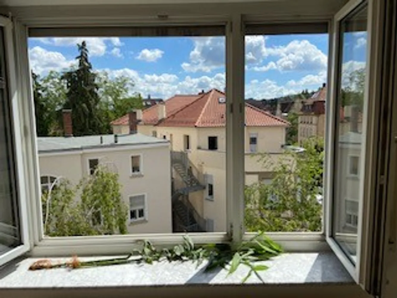 4 Zimmer Wohnung mit 83 m² in Stuttgart – Bild 2