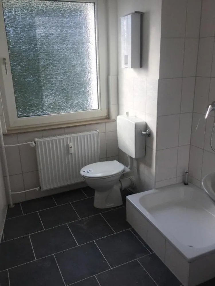 2 room apartment with 58 m² in Mülheim an der Ruhr – Photo 1