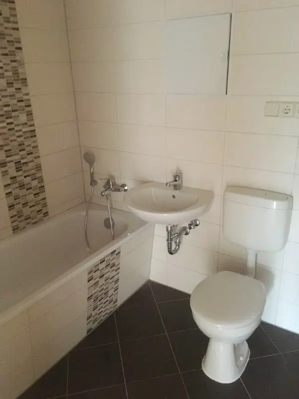 2 Zimmer Wohnung mit 52 m² in Gera – Bild 6