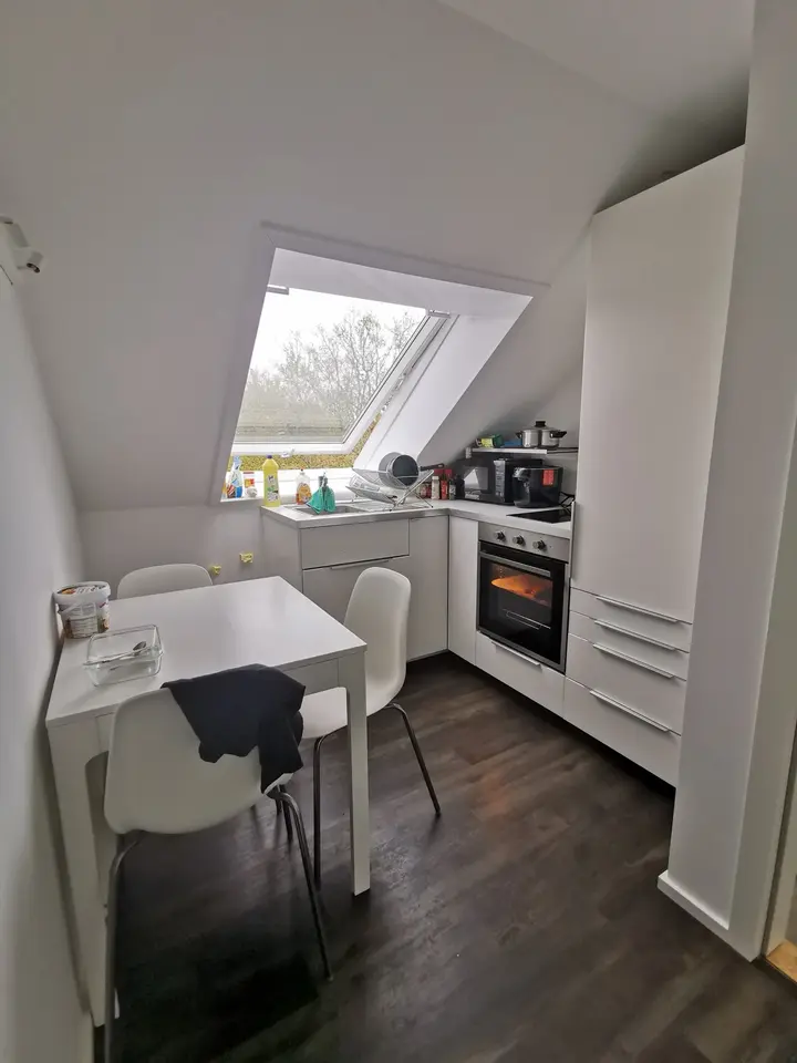 Shared room with 21 m² in Stuttgart – Photo 2