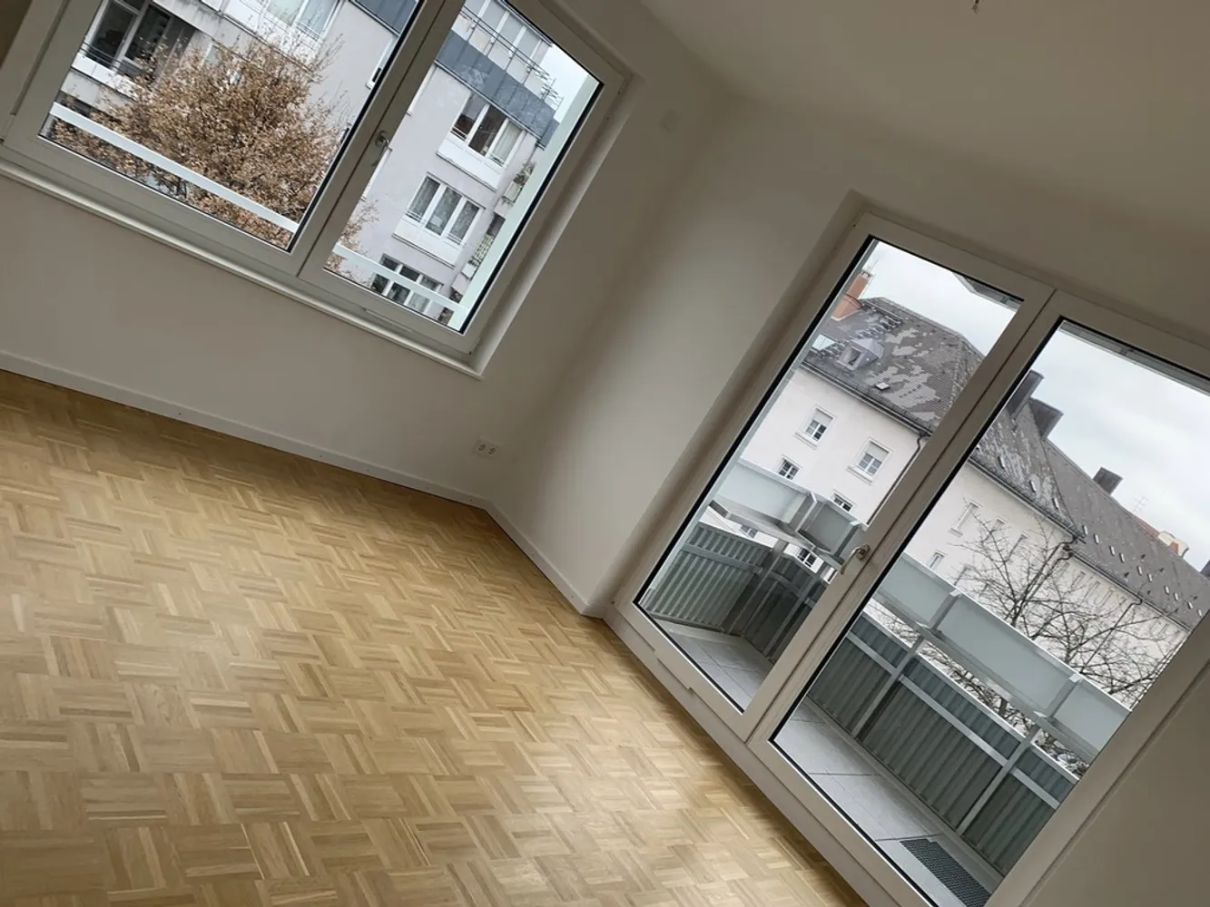 3 Zimmer Wohnung mit 94 m² in München – Bild 2