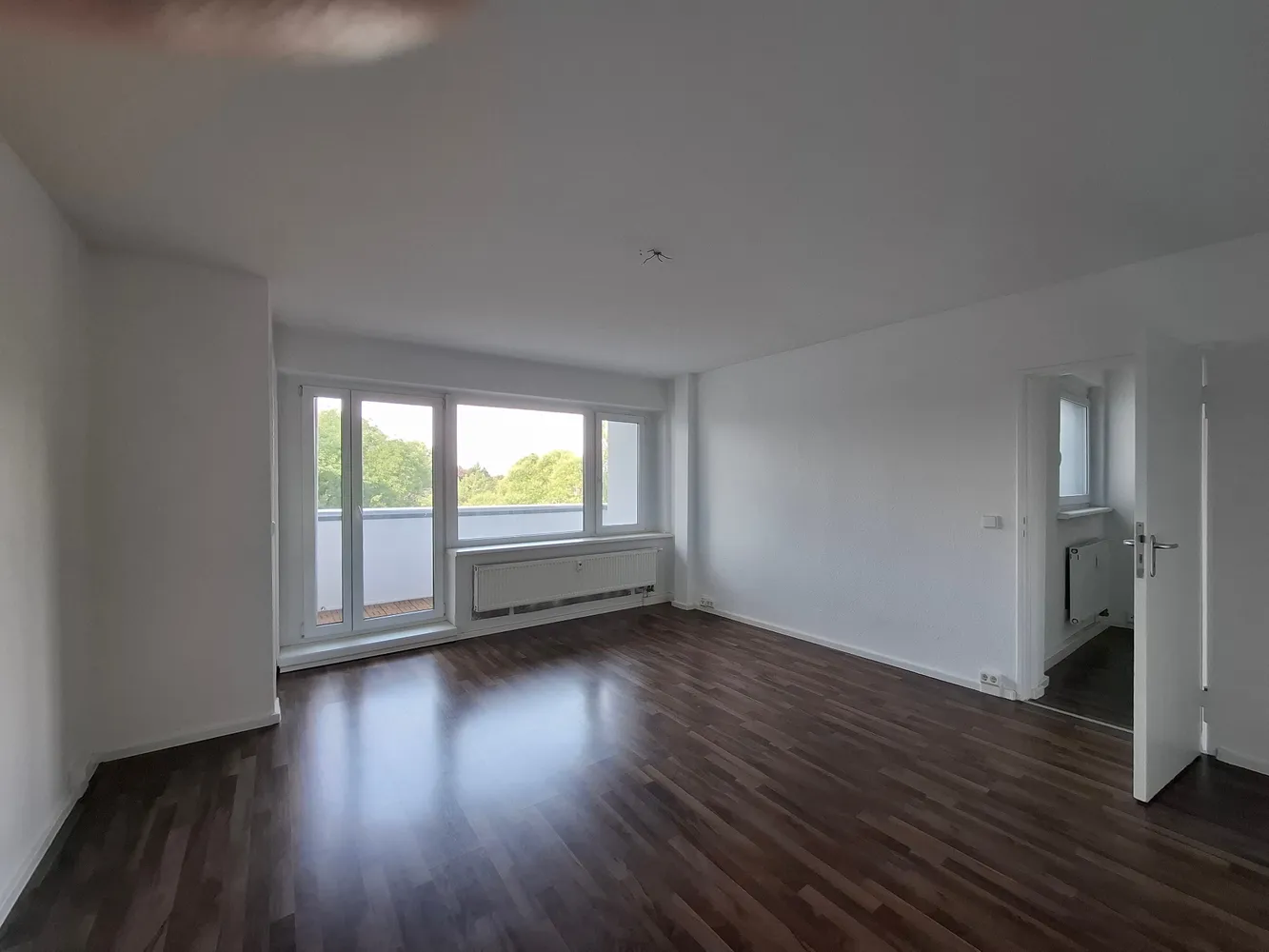 5 Zimmer Wohnung mit 111 m² in Berlin – Bild 3
