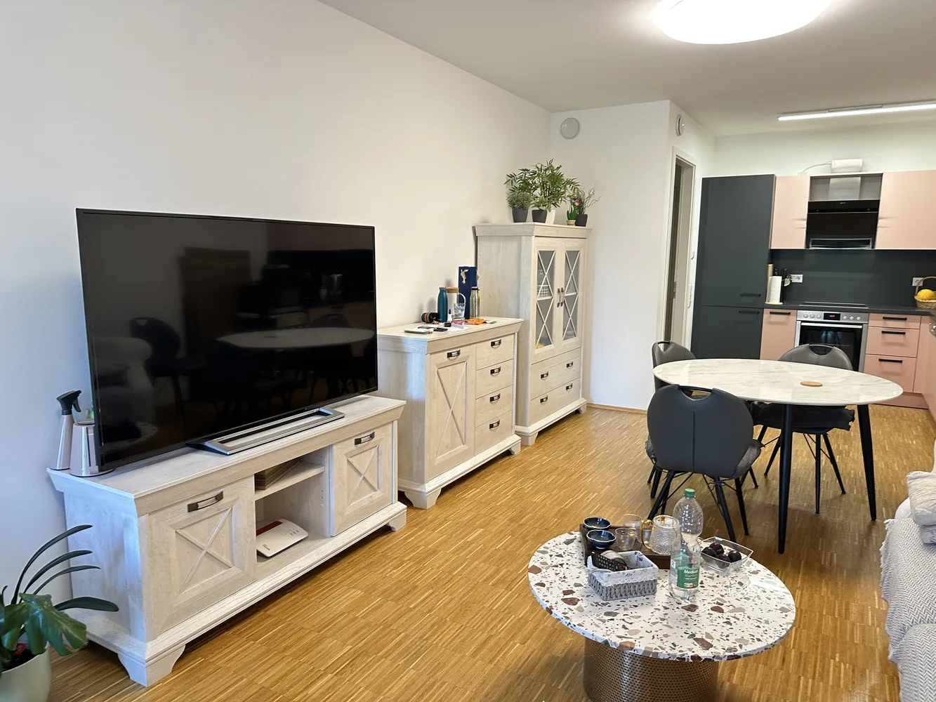 2 Zimmer Wohnung mit 65 m² in Köln – Bild 9