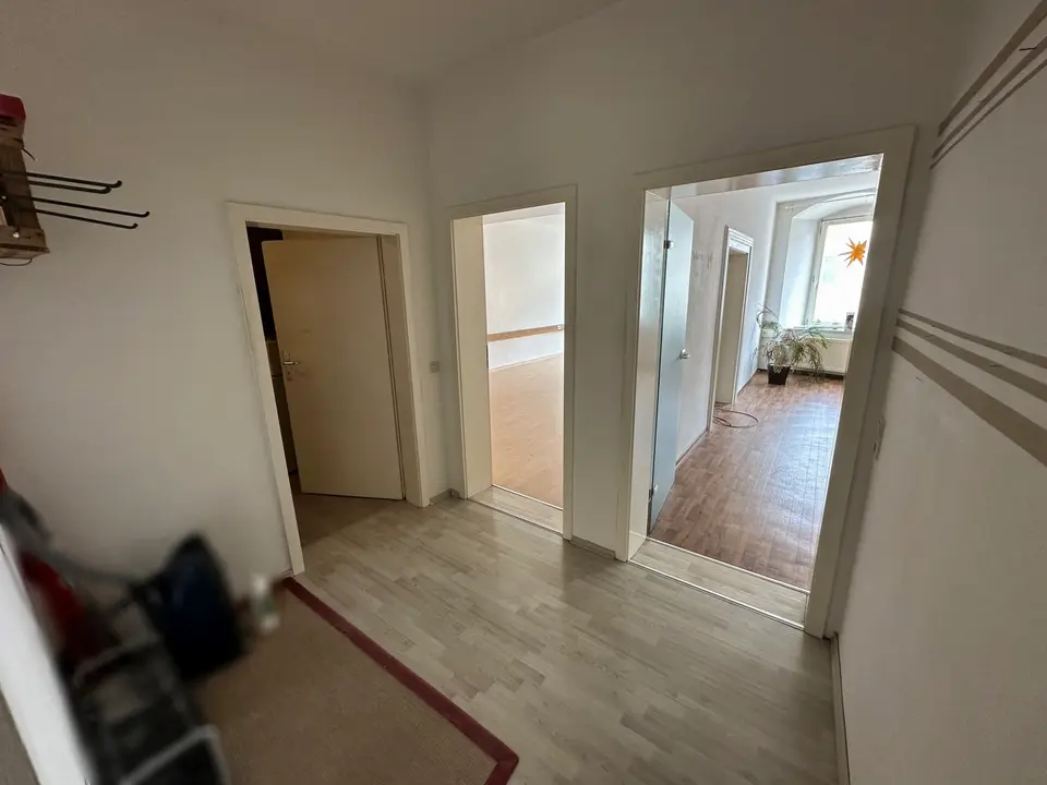4 Zimmer Wohnung mit 100 m² in Hof – Bild 4