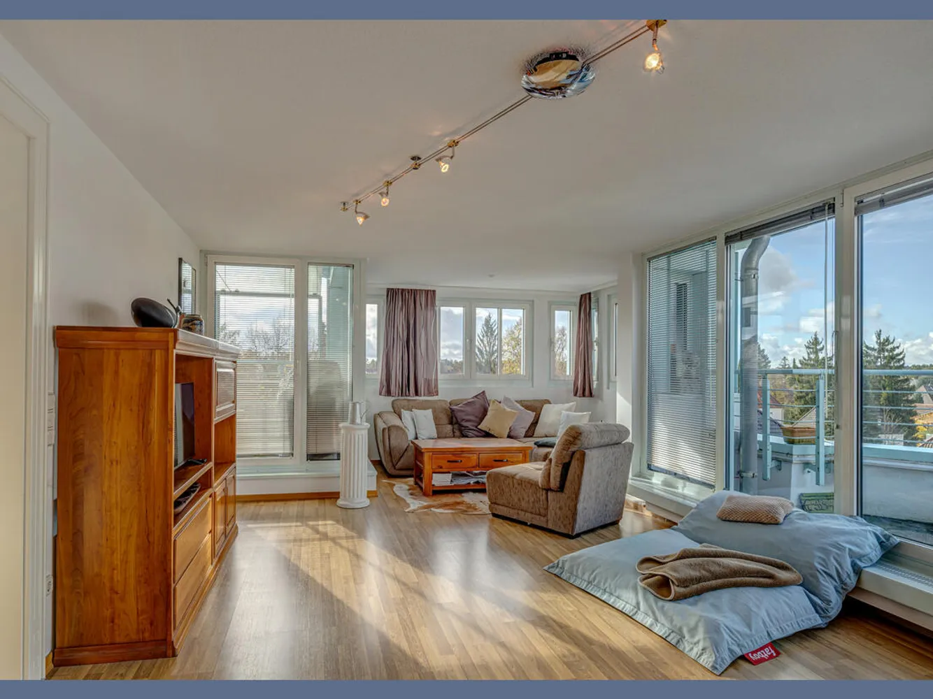 3 Zimmer Wohnung mit 118 m² in München – Bild 1