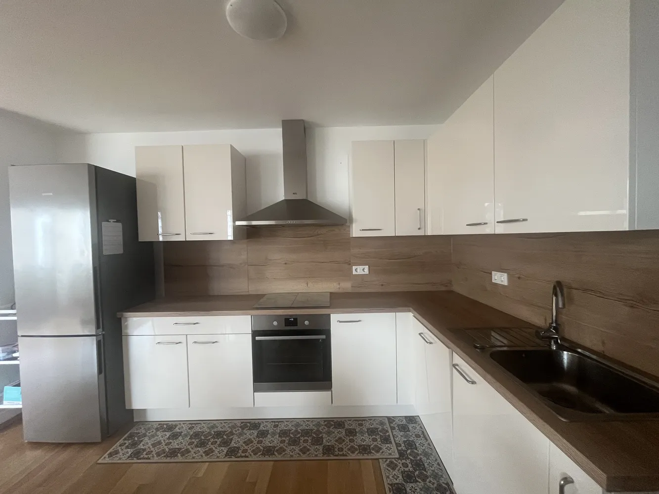 2 Zimmer Wohnung mit 65 m² in Köln – Bild 1