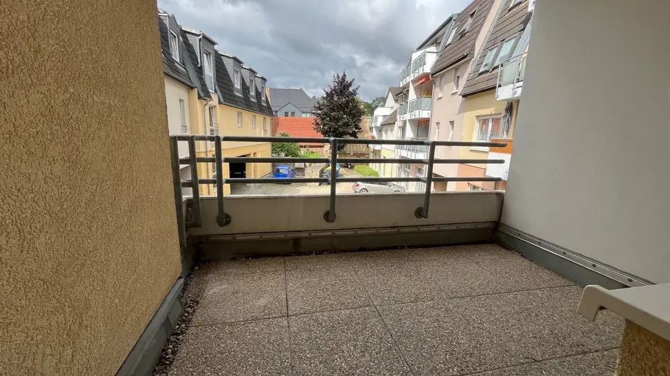2 Zimmer Wohnung mit 60 m² in Werdau – Bild 4
