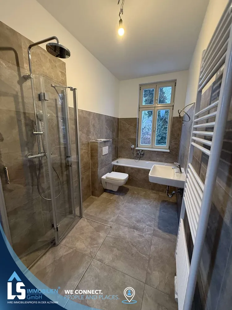 6 Zimmer Wohnung mit 159 m² in Stendal – Bild 10