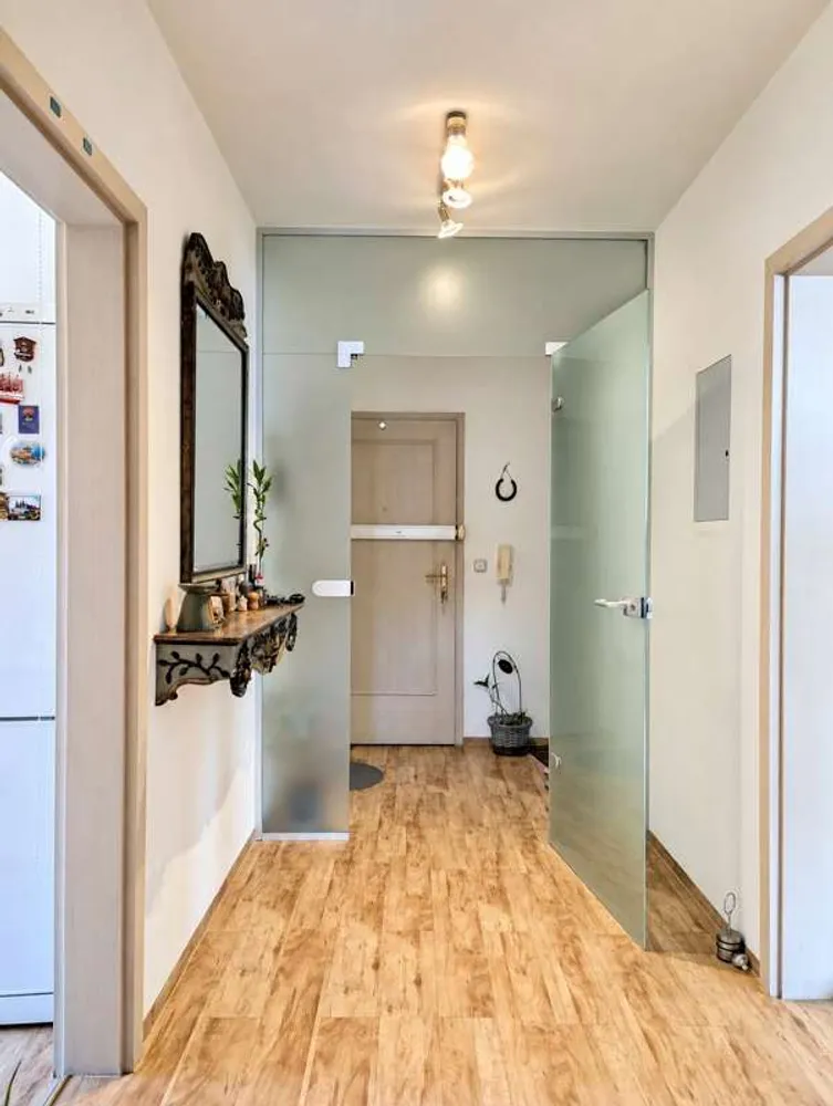3 Zimmer Wohnung mit 96 m² in Augsburg – Bild 2
