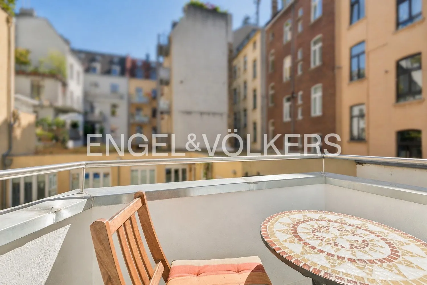 2 Zimmer Wohnung mit 60 m² in Köln – Bild 3
