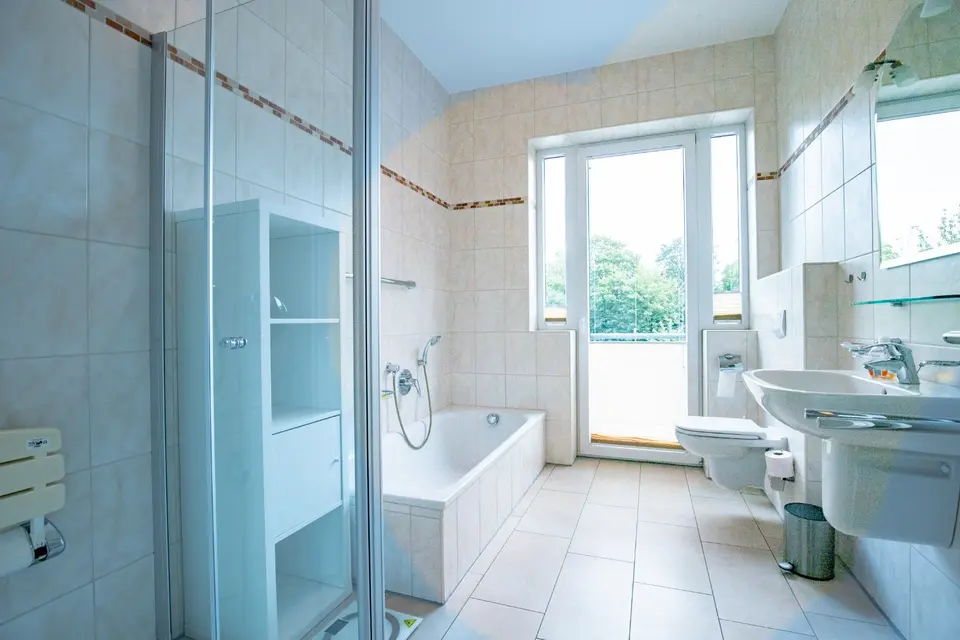 2 Zimmer Wohnung mit 70 m² in Leer – Bild 6