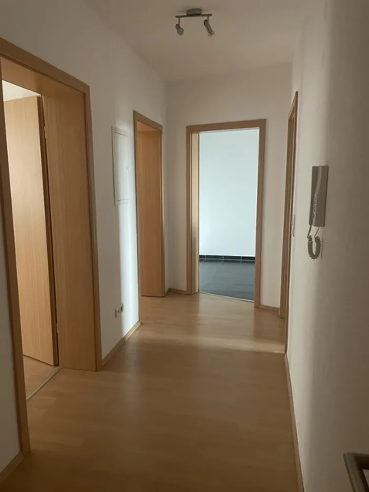 4 Zimmer Wohnung mit 86 m² in Weißenfels – Bild 1