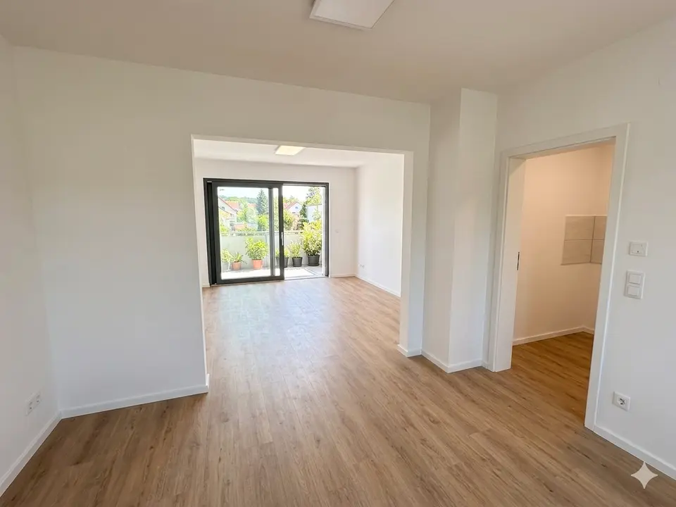 4 Zimmer Wohnung mit 100 m² in Würzburg – Bild 2