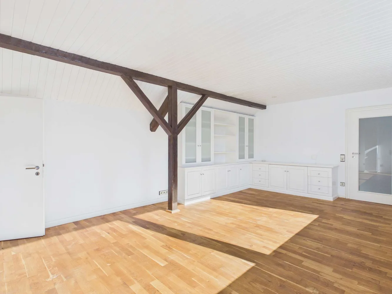 4 Zimmer Wohnung mit 85 m² in Remscheid – Bild 2
