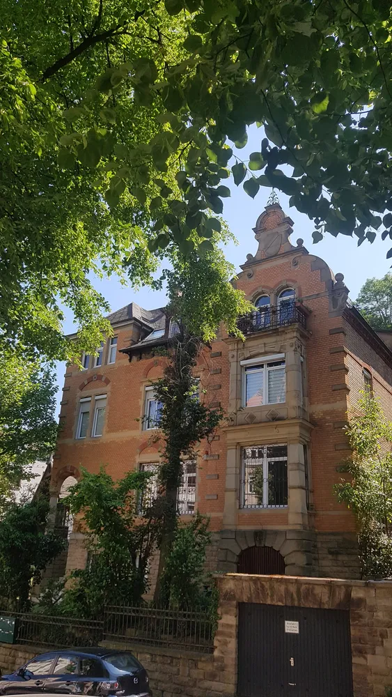 4 Zimmer Wohnung mit 125 m² in Stuttgart – Bild 1