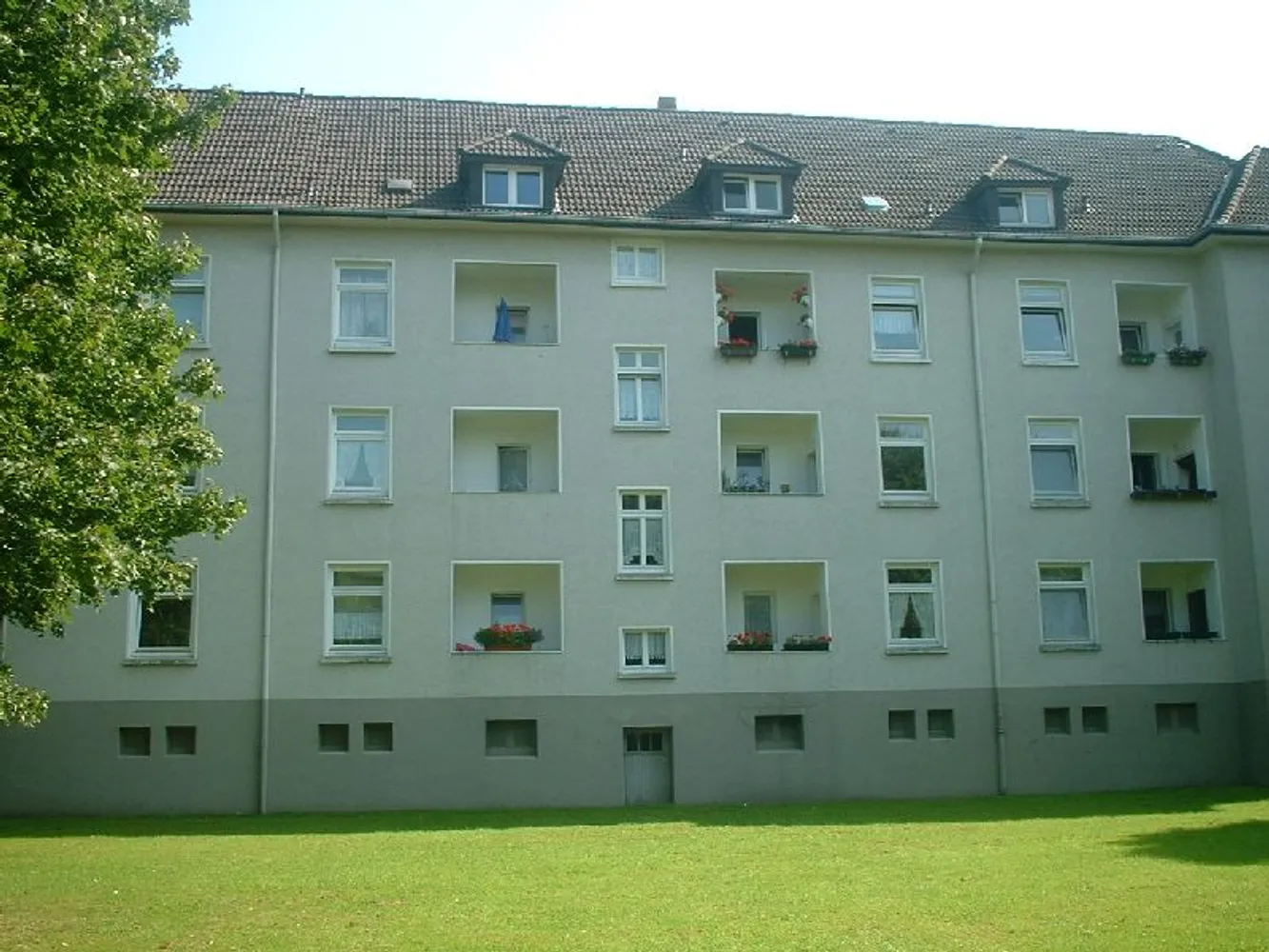 2 Zimmer Wohnung mit 57 m² in Essen – Bild 2