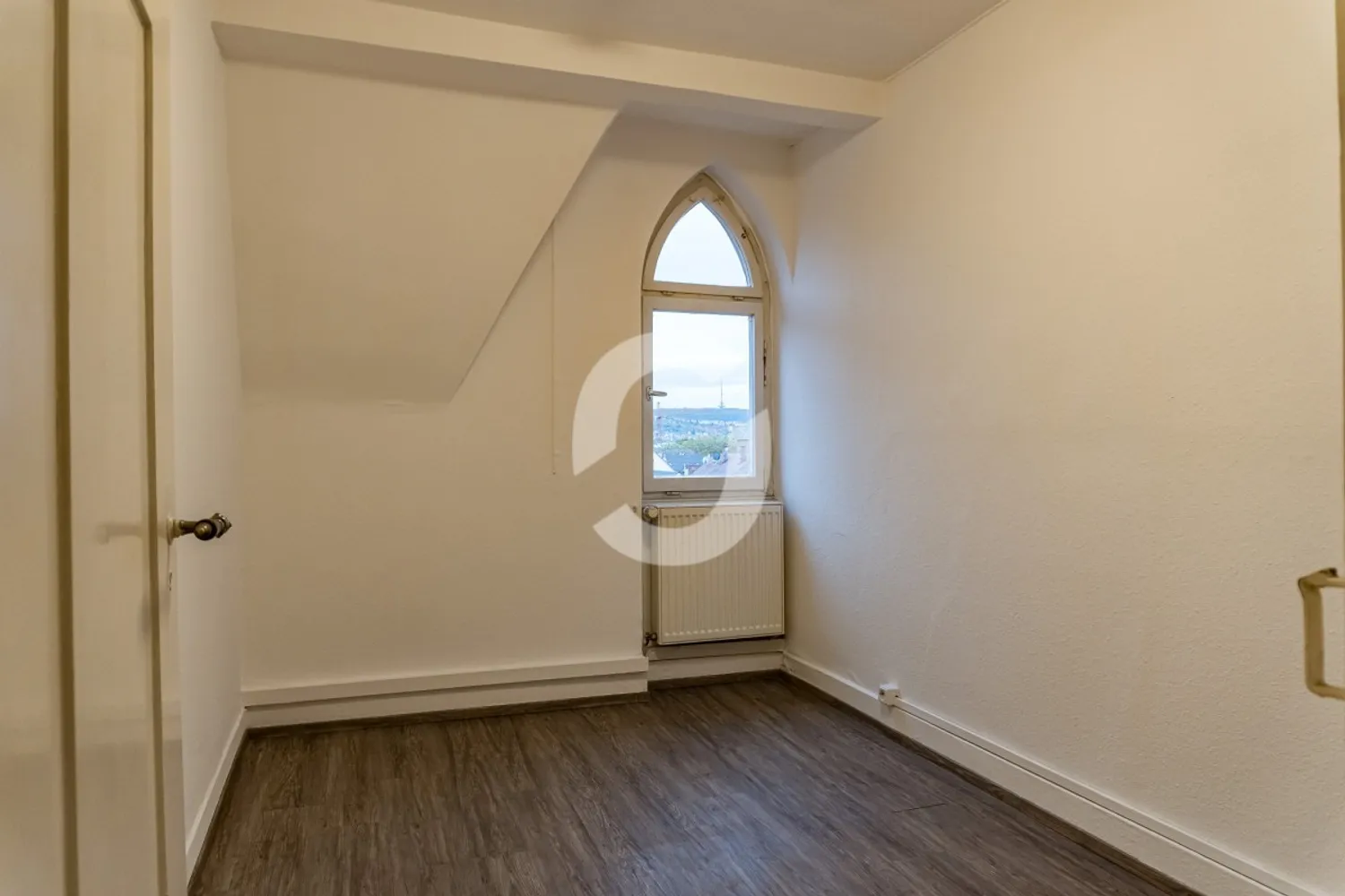 7 Zimmer Wohnung mit 150 m² in Stuttgart – Bild 4