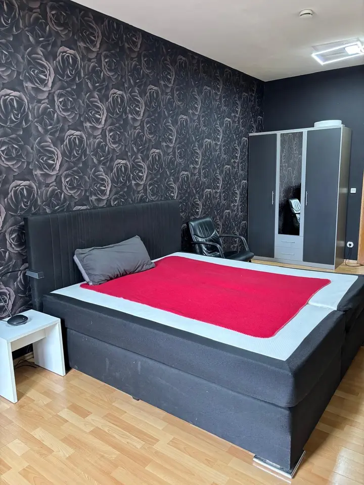2 Zimmer Wohnung mit 65 m² in Düsseldorf – Bild 4