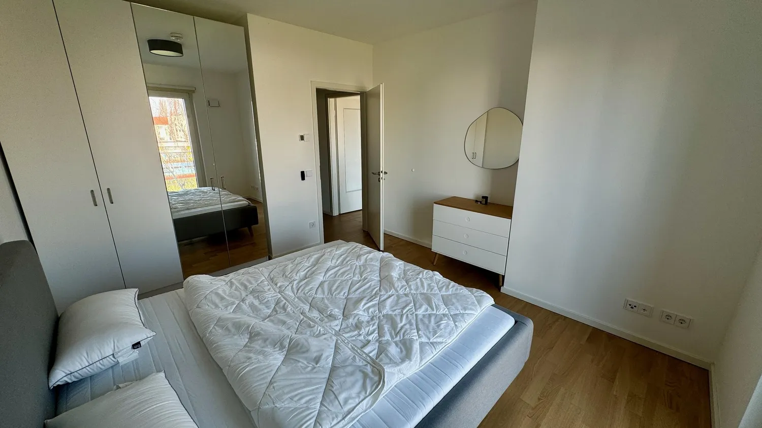 2 Zimmer Wohnung mit 60 m² in Berlin – Bild 3