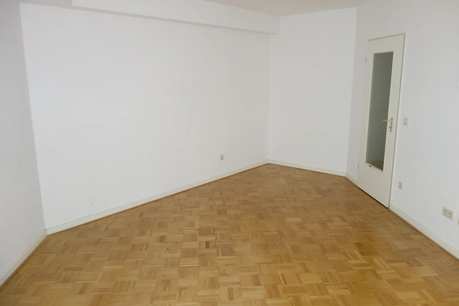 2 Zimmer Wohnung mit 57 m² in Düsseldorf – Bild 3