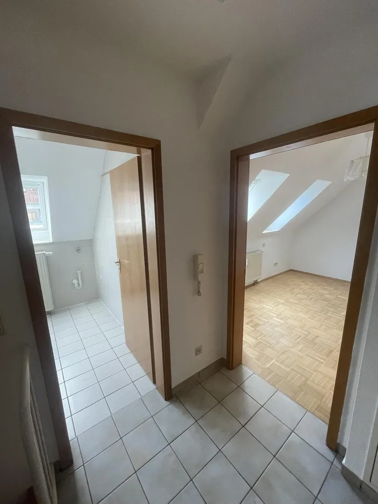2 Zimmer Wohnung mit 50 m² in Würzburg – Bild 10