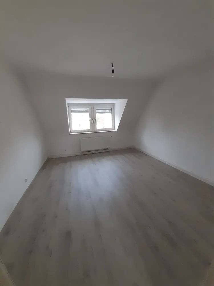 3 Zimmer Wohnung mit 75 m² in Essen – Bild 2