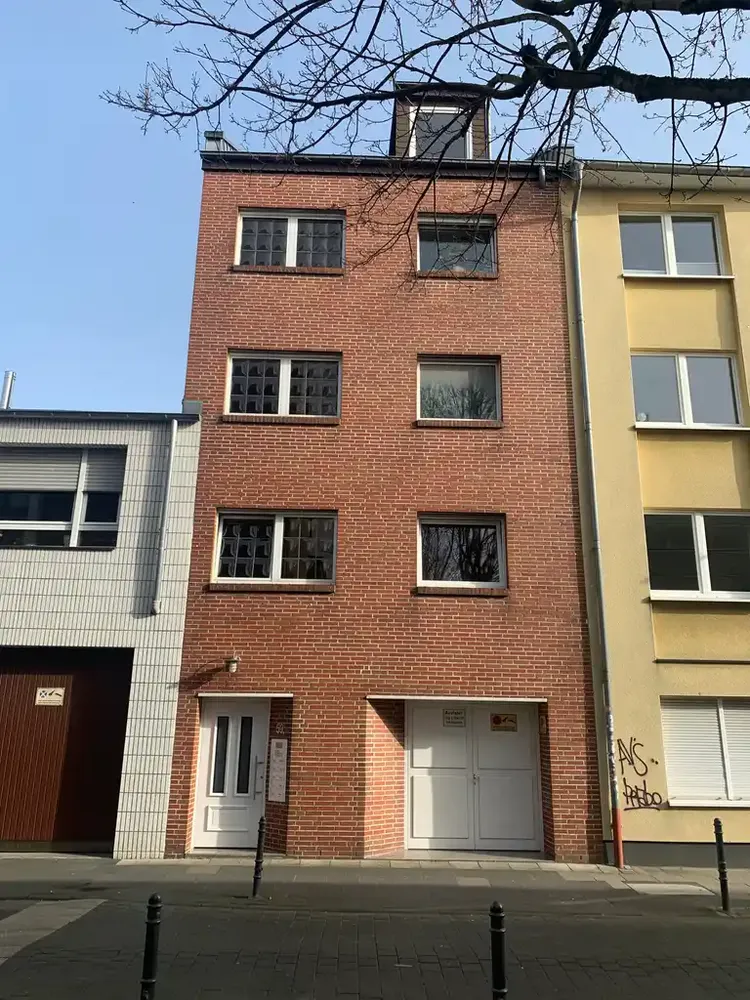 1 Zimmer Wohnung mit 38 m² in Köln – Bild 8