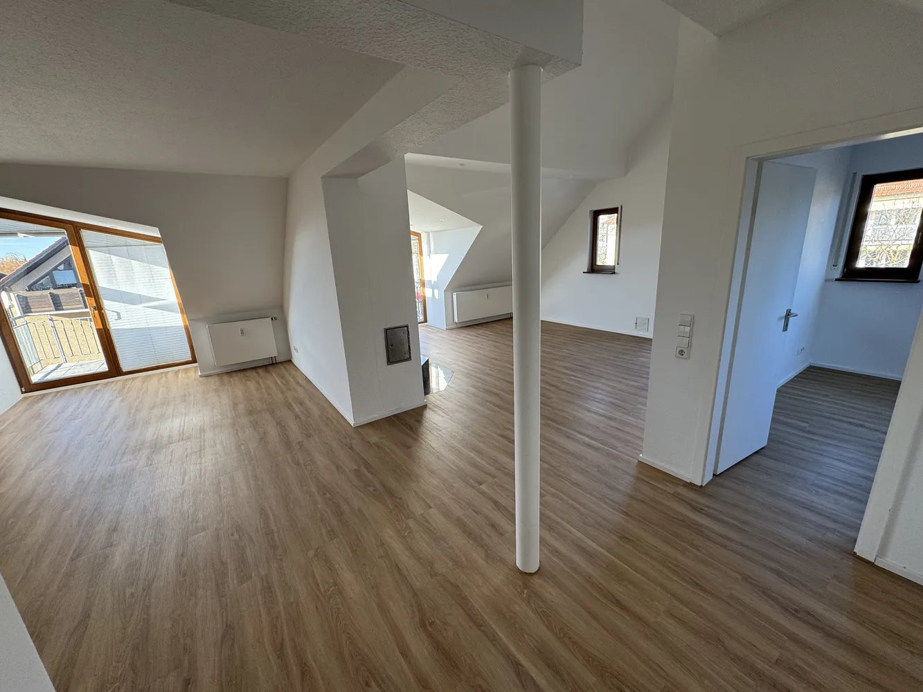 4 Zimmer Wohnung mit 91 m² in Stuttgart – Bild 1