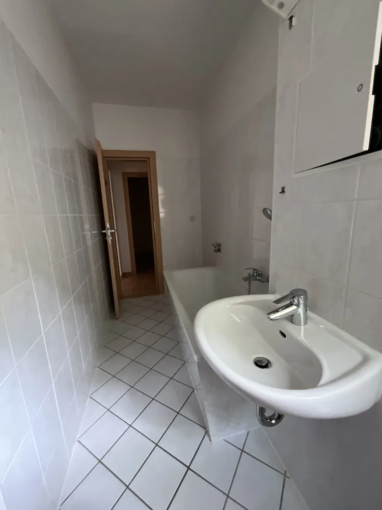 2 Zimmer Wohnung mit 58 m² in Halle (Saale) – Bild 10