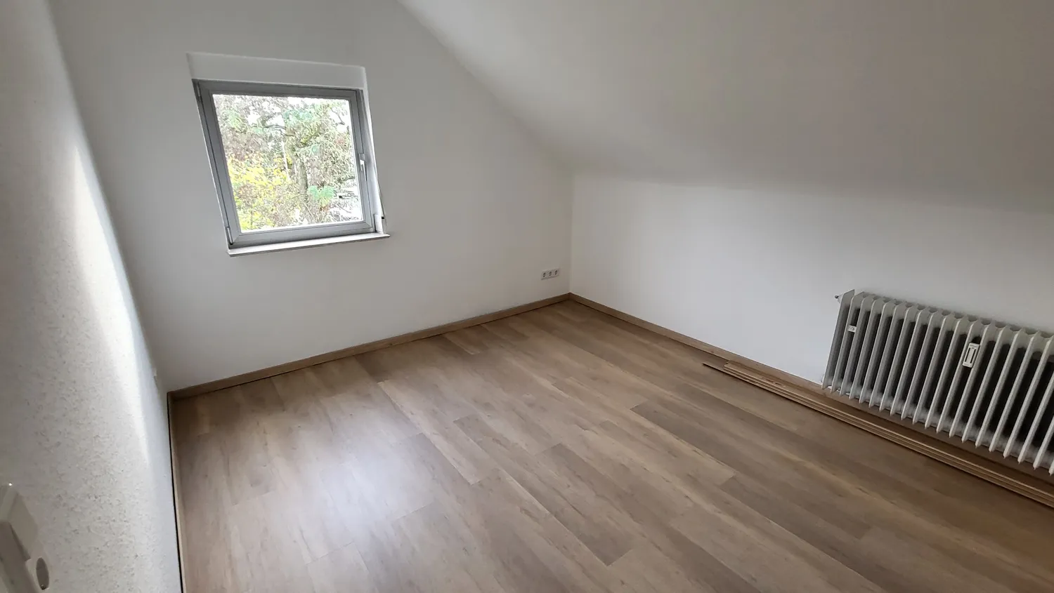 3 Zimmer Wohnung mit 45 m² in Karlsruhe – Bild 2