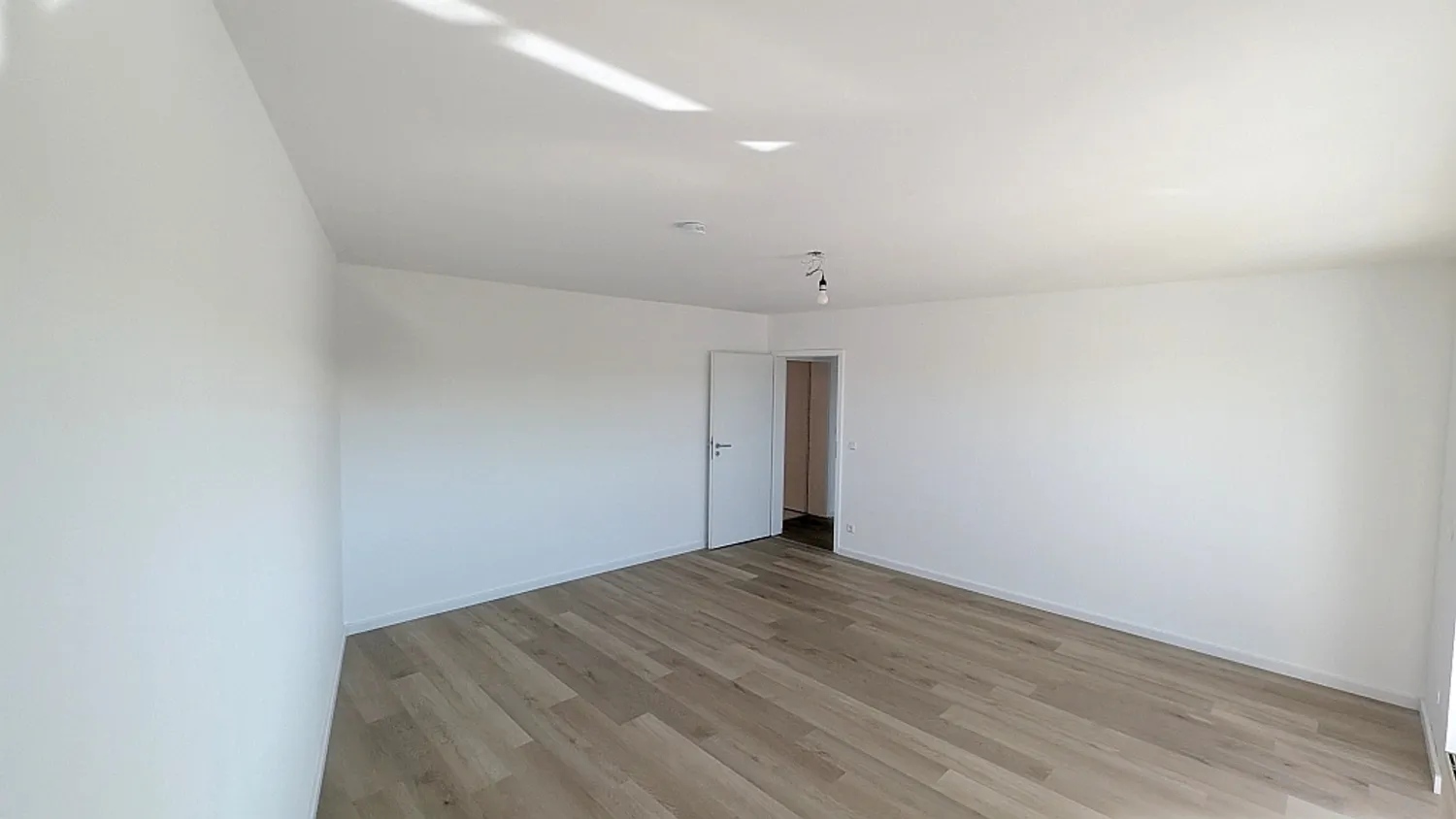 2 room apartment with 71 m² in Cologne – Photo 2