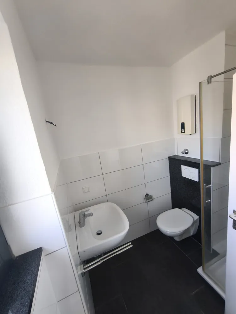 1 room apartment with 35 m² in Cologne – Photo 8
