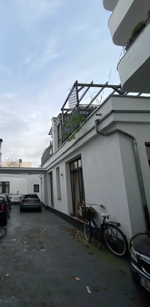 2 Zimmer Wohnung mit 92 m² in Düsseldorf – Bild 6