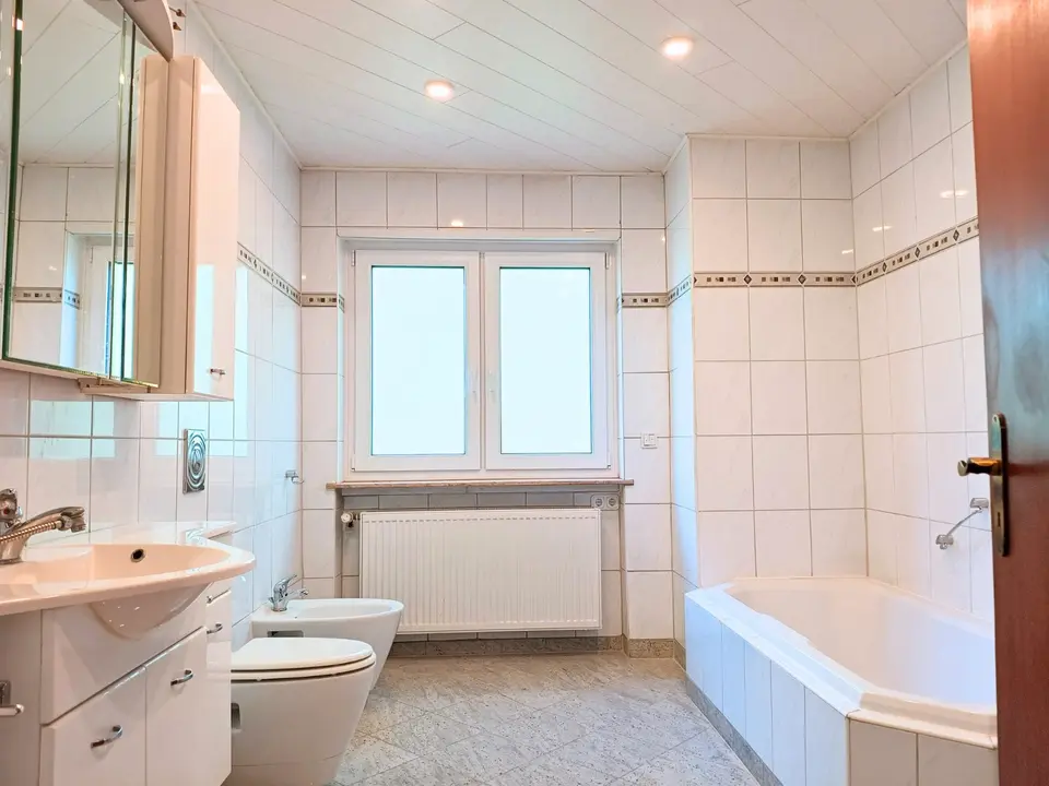 5 Zimmer Haus mit 194 m² in Saarbrücken – Bild 9