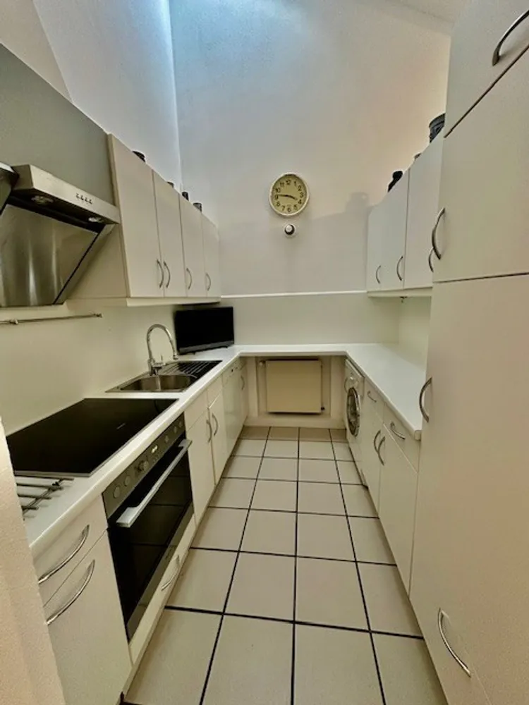 4 Zimmer Haus mit 149 m² in Wiesbaden – Bild 12