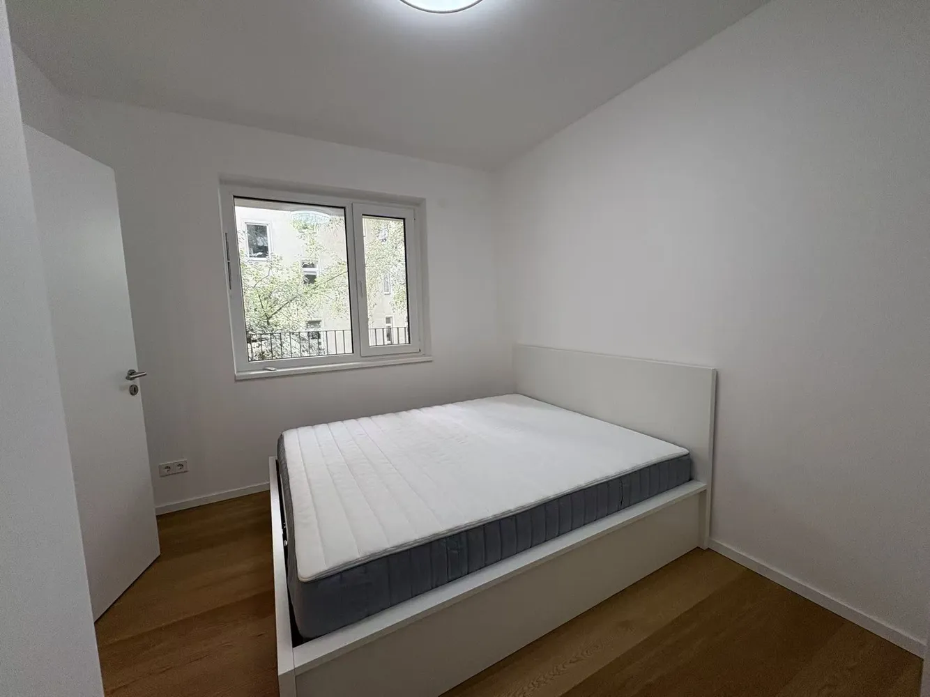 2 room apartment with 42 m² in Berlin – Photo 1