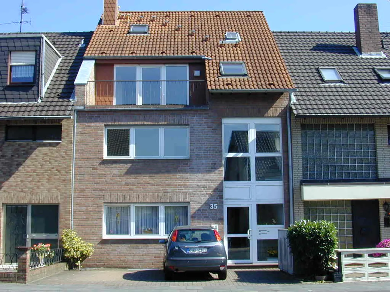 3 Zimmer Wohnung mit 70 m² in Köln – Bild 1