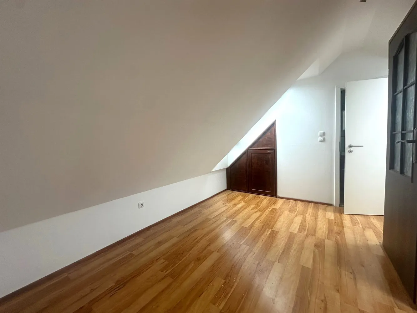 4 Zimmer Wohnung mit 91 m² in Nürnberg – Bild 6