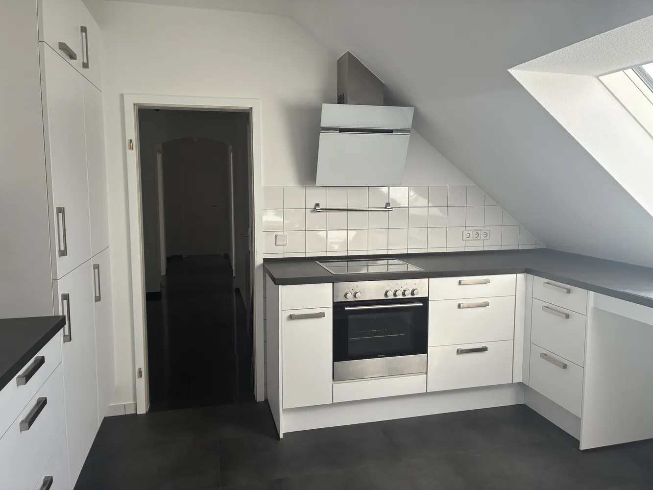 4 room apartment with 137 m² in Neu-Isenburg – Photo 6