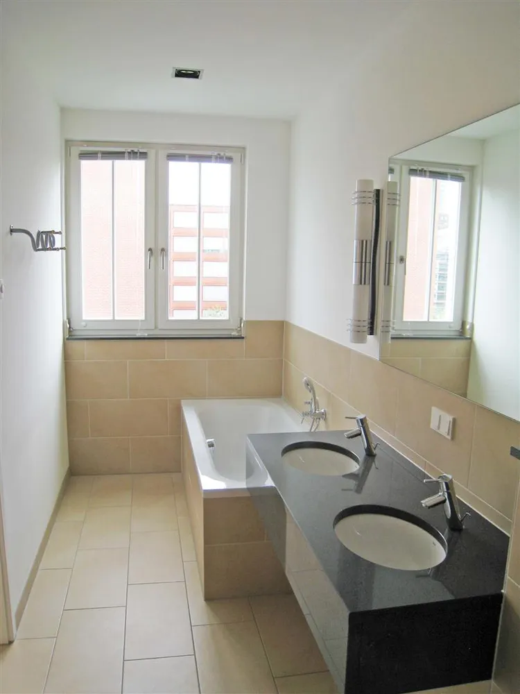 3 Zimmer Wohnung mit 136 m² in Berlin – Bild 9