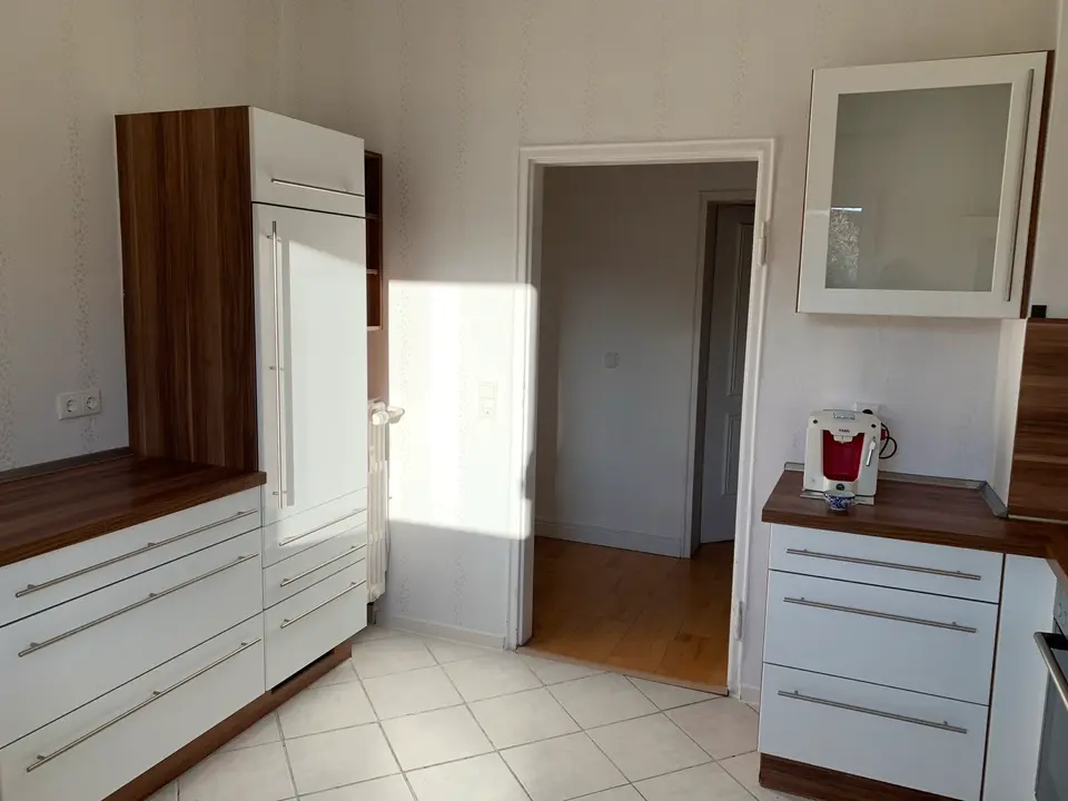 4 Zimmer Wohnung mit 82 m² in Saarbrücken – Bild 2