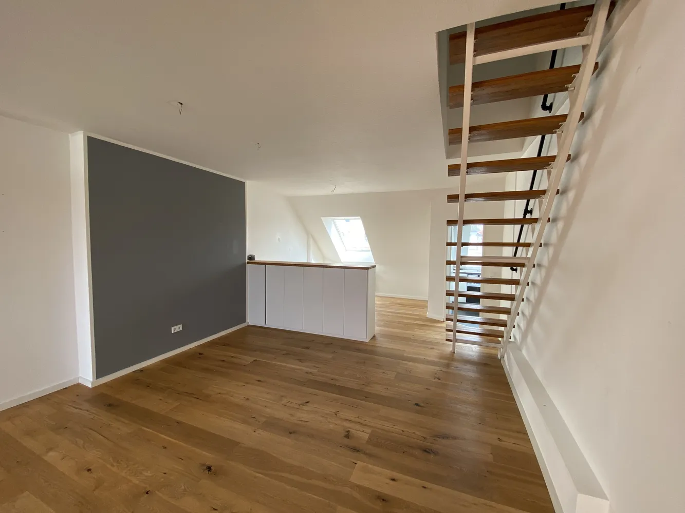 2 Zimmer Wohnung mit 85 m² in Aachen – Bild 4