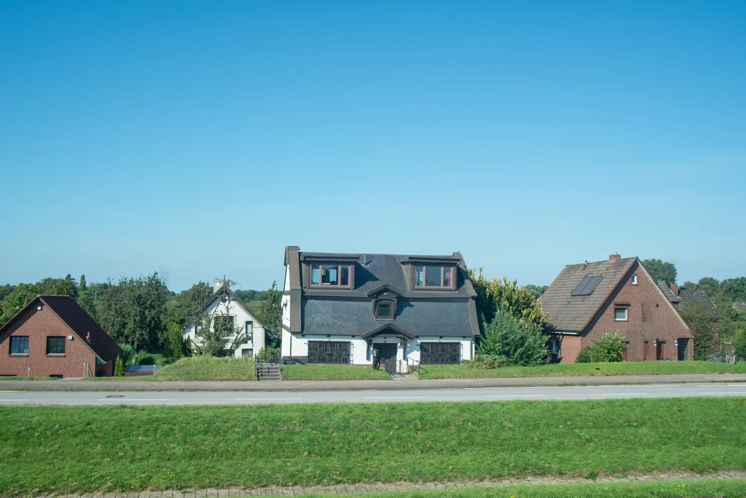 10 Zimmer Haus mit 345 m² in Hamburg – Bild 12