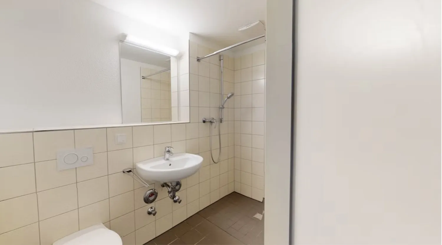 1 Zimmer Wohnung mit 27 m² in Köln – Bild 7